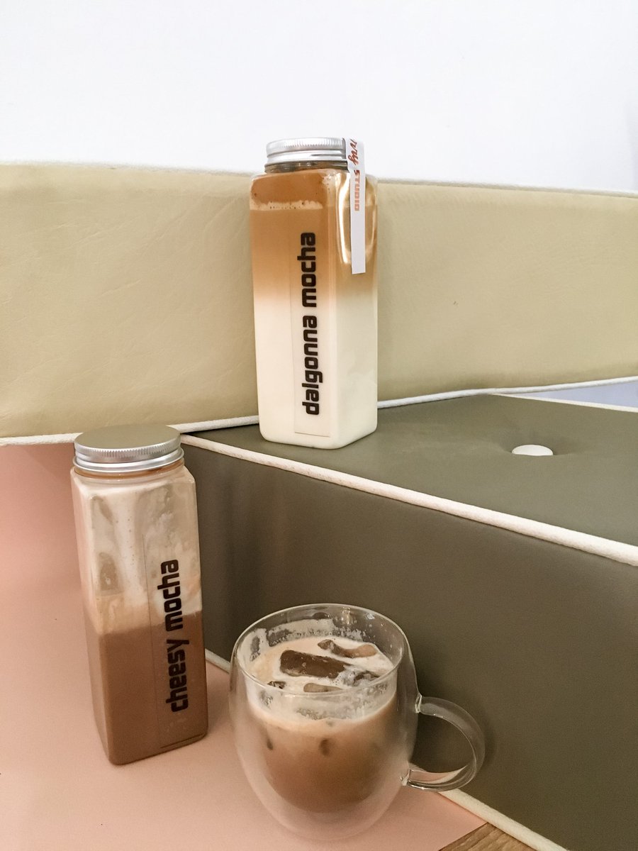 kitcherrystudio's tweet photo. Thirsty Thursday done right ☕

#KitcherryStudio 
#KitcherryBlends 
#Coffee https://t.co/zfIiIBv5jS