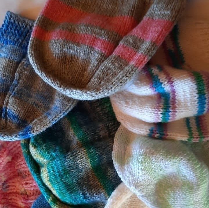 frikken_alice's tweet image. If you have R20 to spare, please support this initiative.

The Karoo gets damn cold. R20 buys a kid a cap.