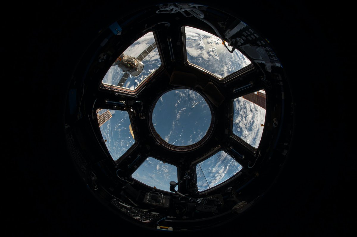 NVPLP's tweet photo. At the moment, 5 space companies are going public through SPAC mergers: Virgin Galactic, Rocket Lab, Spire Global, BlackSky, and Astra Space. One thing is sure: we will see more and more Newspace companies announcing SPAC mergers. https://t.co/UxnU7XMZzG