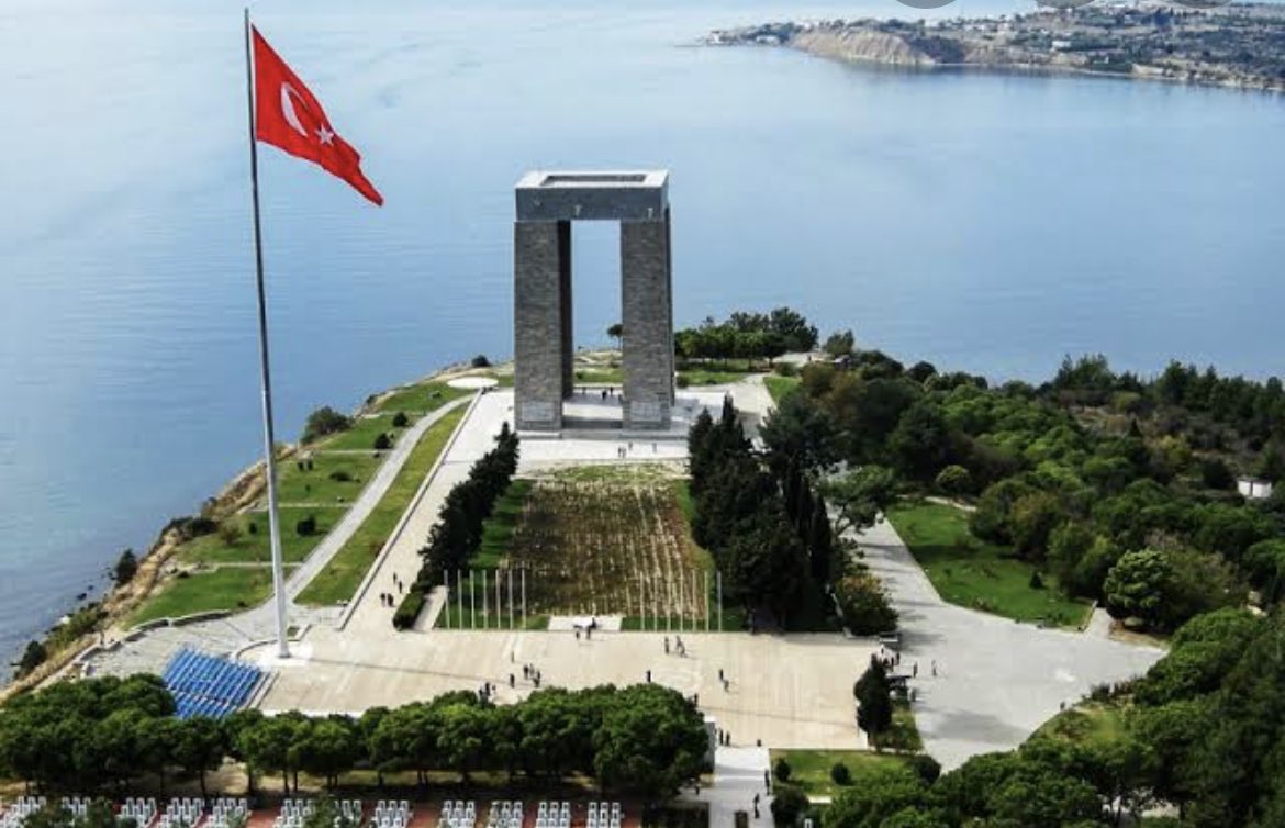 Başak Bayram tweet media