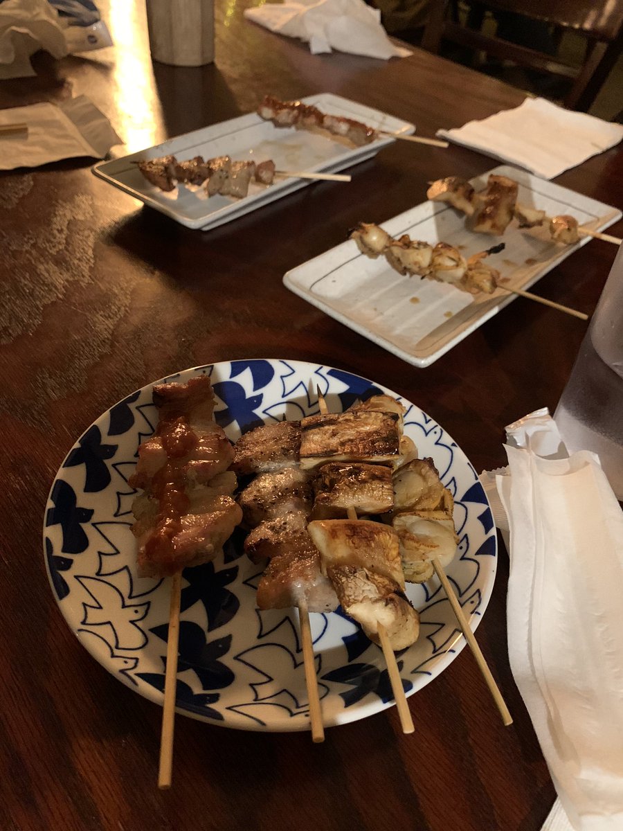 JayKayEl_'s tweet image. I hit the gym today (reserved an hour block for our apartment) and it felt so great to lift 💪🏽 ft. @just_daijoubui 

Also went to dinner w/ @hellosimonloo (we’re both vaccinated) &amp;amp; toshi and it felt like old times.. honestly today felt the most “normal” I’ve felt in a while