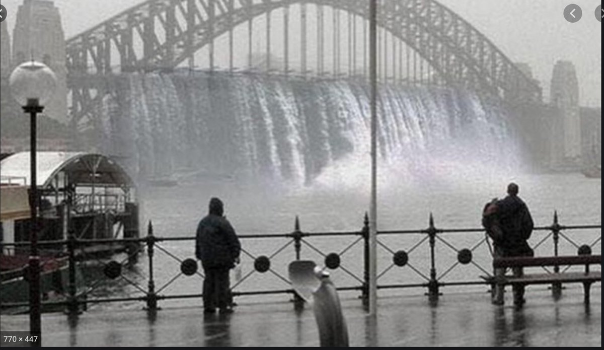 SimonChapman6's tweet photo. The rain in Sydney right now is biblical. Repent! https://t.co/izNTPPIjTF