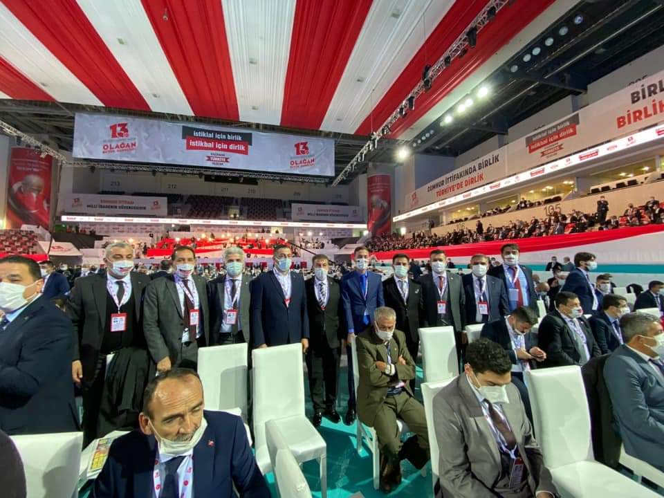 BozovaMhp's tweet photo. 13. Olağan Büyük Kurultayımız başlıyor. İl başkanımız sn. Mahmut Güneş, Hakkari,Siirt, Batman,Elazığ, Gaziantep, Hatay, Bingöl ve Diyarbakır il başkanları birlikte kurultayın yapılacağı Ankara  #KazananTürkiyeOlacak 
İbrahim ÖzyavuzMilliyetçi Hareket Partisi (MHP TBMM MahmutGüneş https://t.co/NhkI1hIO6D