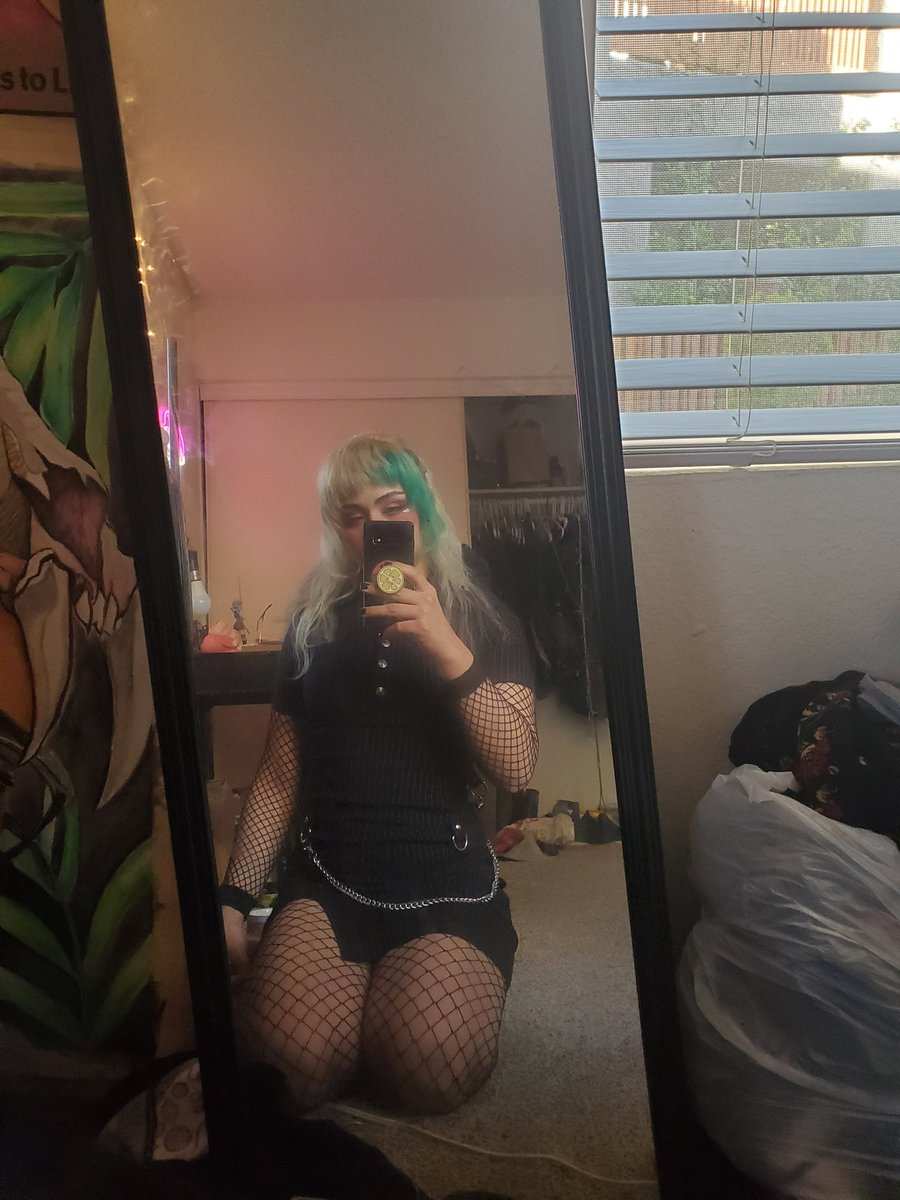 sm0lang0ryelf's tweet photo. 🐍🐍🐍 https://t.co/b0KvugWxmC