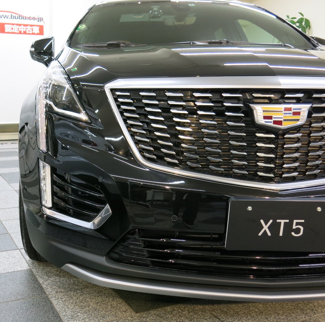 キャデラック仙台中央 シボレー仙台中央 当店デモカー Cadillac Xt5 Premium 販売解禁 認定中古車へ登場です エクステリアカラーは ステラーブラックメタリック クリスタルホワイトトゥリコート の2台 詳細車両情報は当店hpにて