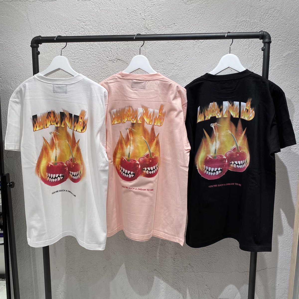 land_osaka's tweet photo. 【FIRE CHERRY TEE】
color:ホワイト/ピンク/ブラック
size:free
#milkboy
#landbymilkboy
#firecherry
#fire
#cherry
#bigtshirt
#tshirt
#2021spring
#spring
#umeda
#umedaest https://t.co/8w5lIRmtqb
