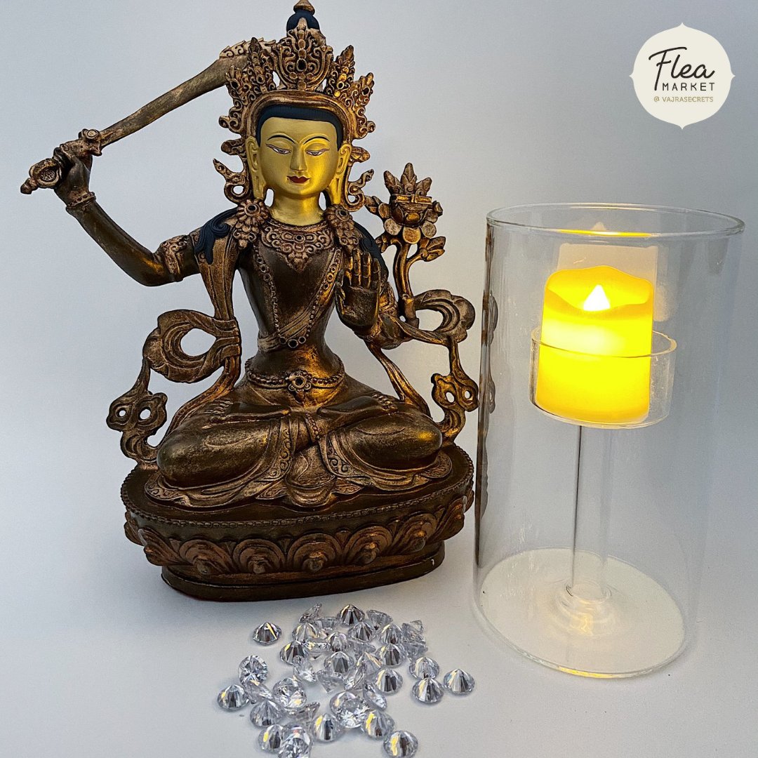 fleamarketVS's tweet photo. Worried about the danger of making light offerings at home?  #Electronic #candles are safe for pets or children and you don’t have to worry when you are away from home. You can now make #light #offerings around the clock without worries.

https://t.co/2Me8MOUxr1 https://t.co/LkYmXqQE7J