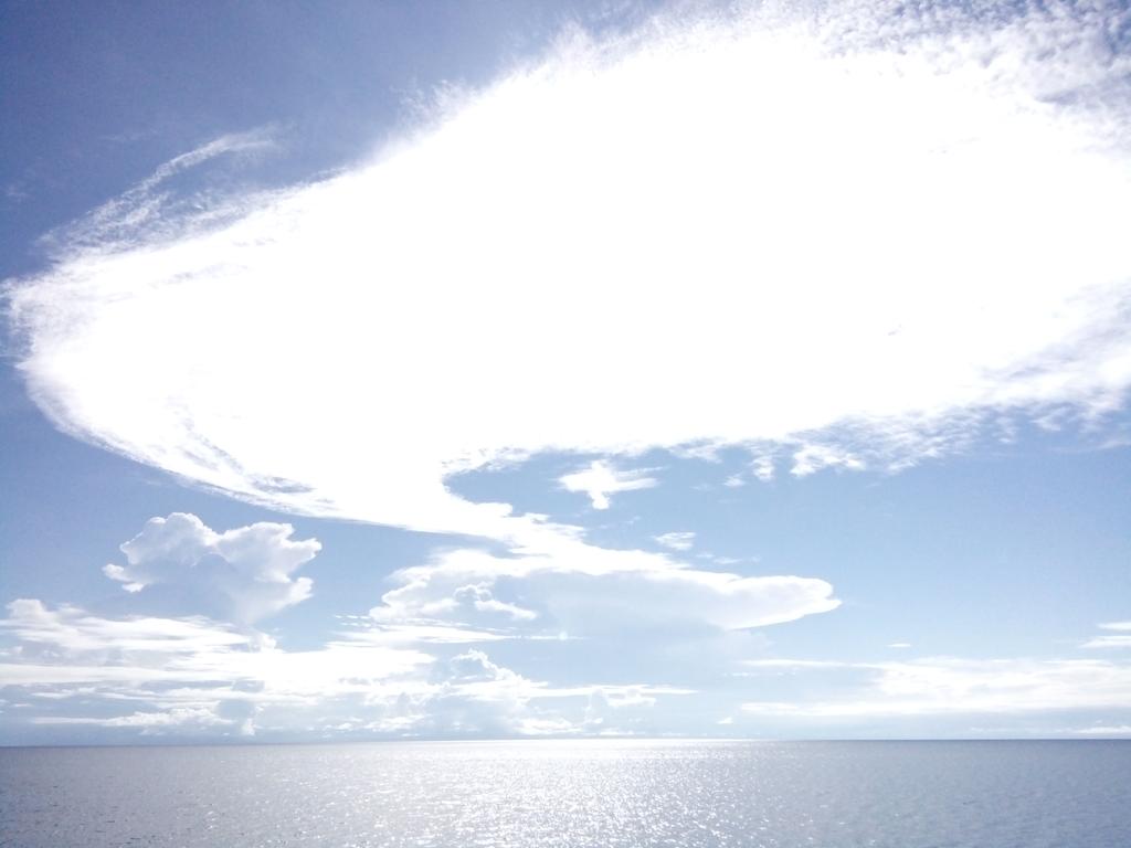 clouds... https://t.co/UOZQJmoZWi