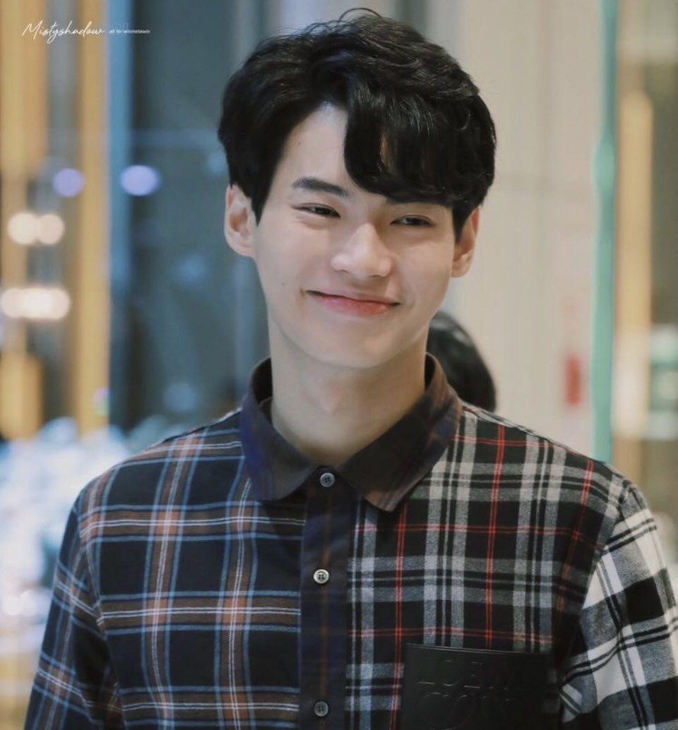 UnconditionLW's tweet photo. ปกติจะคิดถึงน้องวินแค่สองวันค่ะ คือวันทำงานและวันหยุด #น้องวินจ๋าสนบคิดถึง @winmetawin #winmetawin https://t.co/wANenhLY82