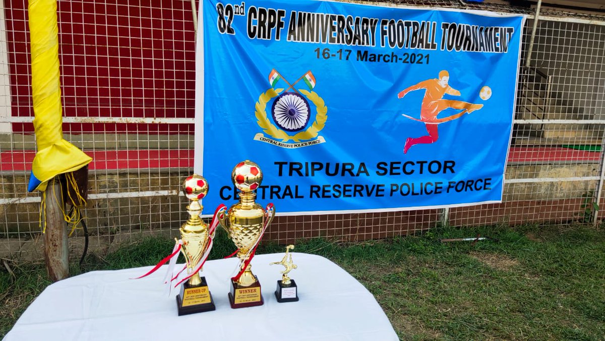 SectorTripura's tweet photo. Followed by⚽️match between GoodMorning Club &amp; Jampuijala Club. After match, the Chief Guest felicitated the players &amp; motivated them for their future endeavors. He also appreciated the role of establishments under @SectorTripura to make #PREEVENTS a success.
@crpfindia https://t.co/WVYYtAnCh1