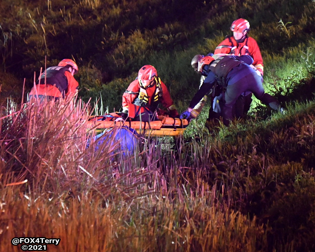 <a href="/DallasFireRes_q/">DALLAS FIRE-RESCUE</a> swift water teams work for 2 1/2 hours overnight to rescue a man 45 feet down a large drain pipe. Story <a href="/GoodDayFox4/">Good Day</a> <a href="/FOX4/">FOX 4 NEWS</a>