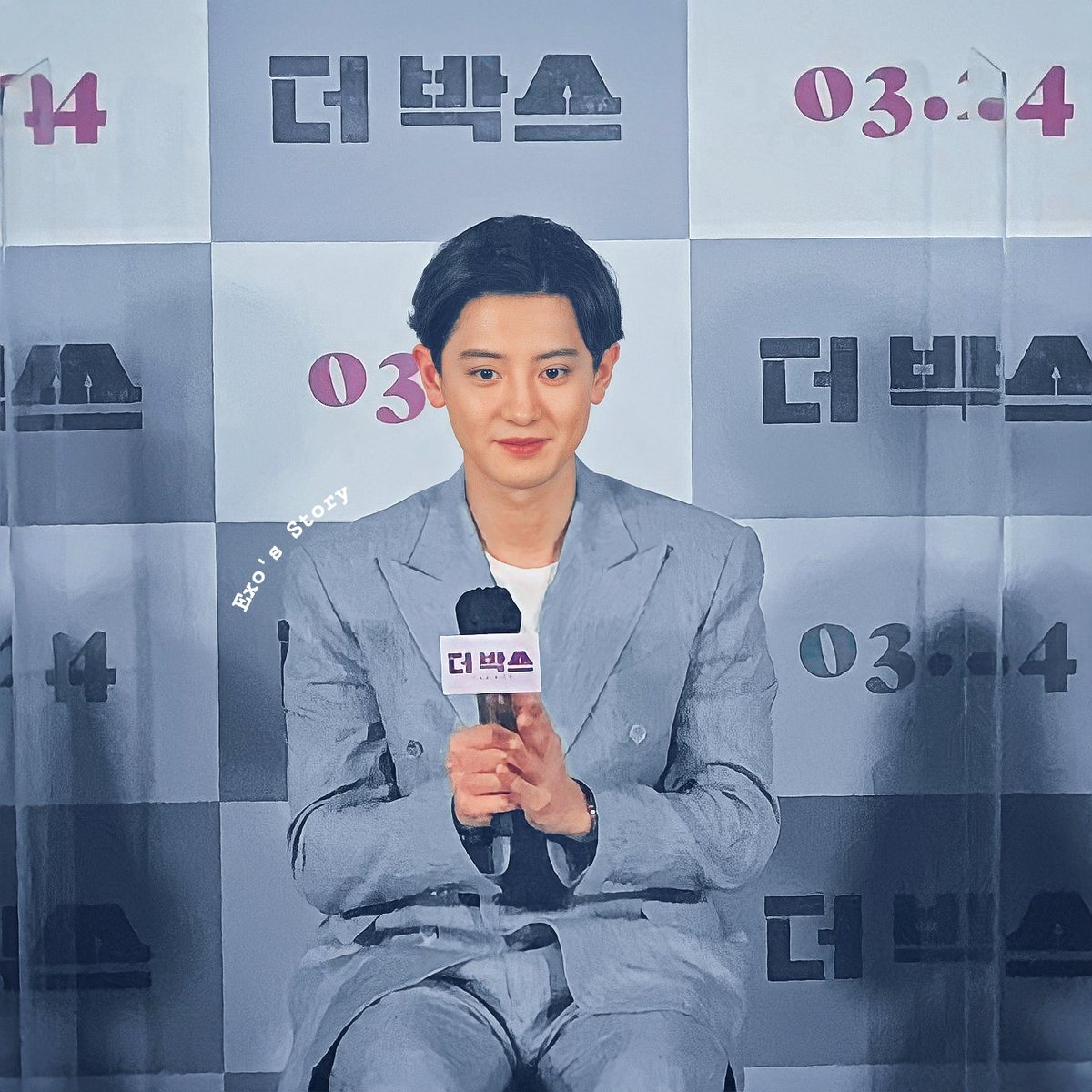heyharry991's tweet photo. He looks so handsome 😭😭
Chanyeol-Ah we will wait for you happily so be healthy and happy.
We love you🖤
#CHANYEOLinTheBox https://t.co/9ltagsjW5N
