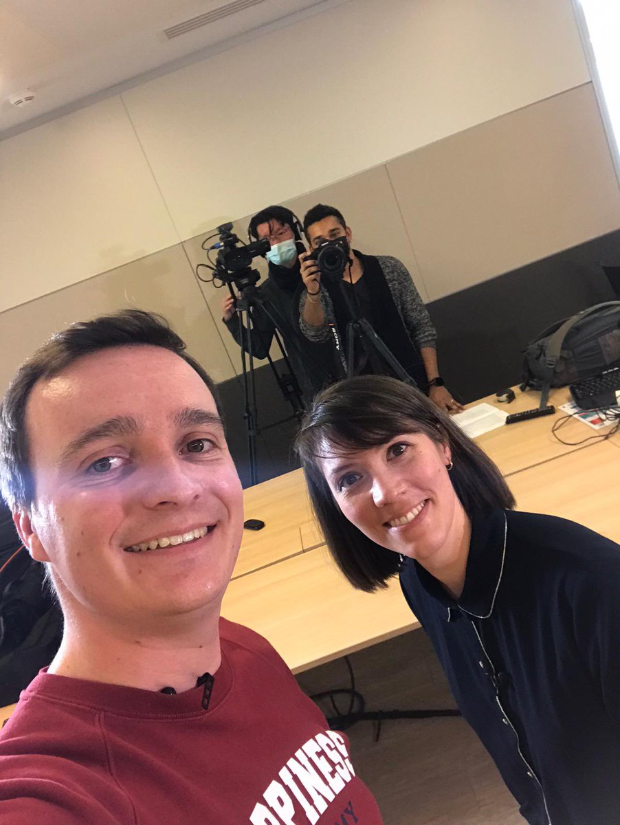 lescornichons_'s tweet image. Ce matin c'était interview d'entrepreneurs par @mycanordest pour faire découvrir notre marque aux salariés et parler entrepreunariat et frais bancaires 🤪. Merci @mycanordest pour l'accueil 🎉. #startup #reims @CreditAgricole @Credit_Agricole