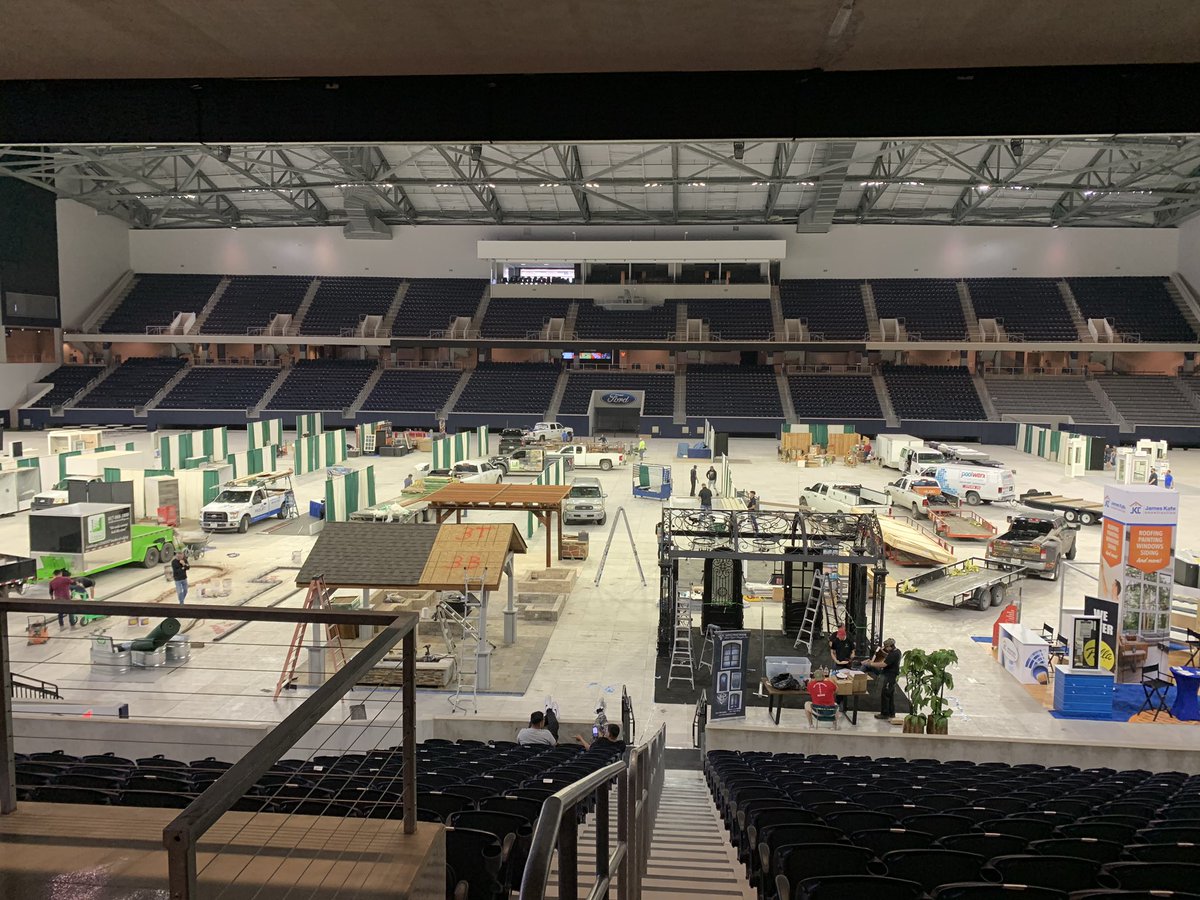 GemsEvents's tweet image. Day 1 of move-in at the Frisco Home &amp;amp; Garden Show!