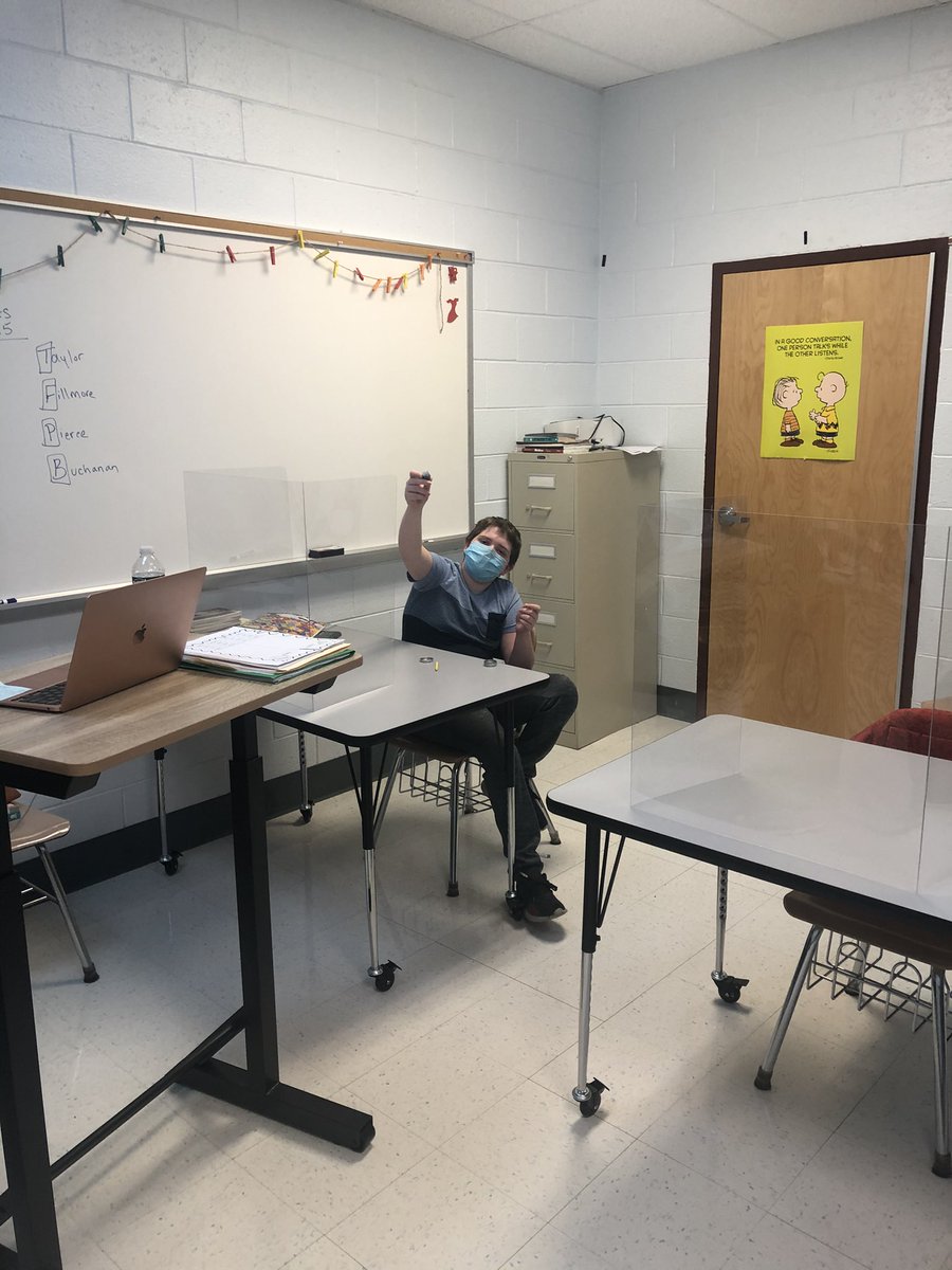 Creating personalized putty with our favorite counselor #calmingtoolkits  <a href="/rms_htsd/">@rms_htsd</a> <a href="/_htsd/">Haddon Township Schools</a>