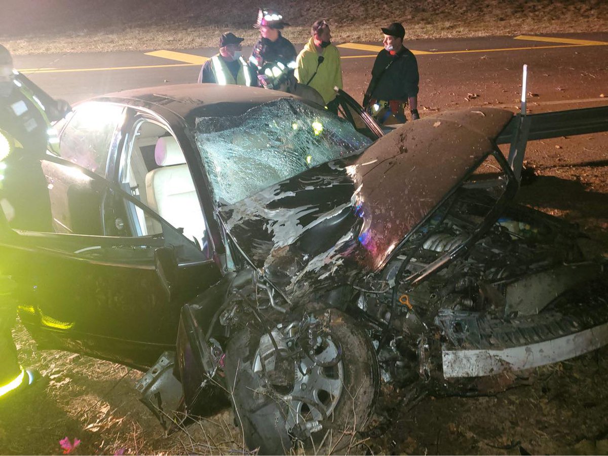 MonarchFireCo's tweet image. Last night Station 6 responded to 2 accidents around 9pm with mutual aid partners in #Union and #Amity Townships. There were no injuries in either crash and we returned in about an hour. #Berks