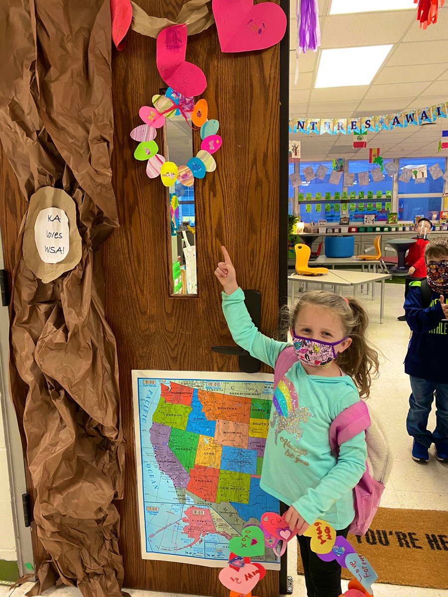 Sarah_Beratto's tweet photo. HUGE shoutout to this FABULOUS KAer...she takes it upon herself to create new wreaths for our classroom each month/season!! Thanks sweet girl for sharing your GOODness with us!
#lovehercreativity #kaadventures #wilemonsteam https://t.co/CH4CqIcivl