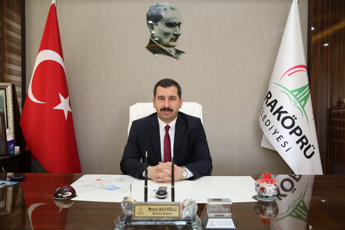 urfahabersitesi's tweet photo. BAŞKAN BAYDİLLİ'DEN 18 MART ÇANAKKALE ZAFERİ MESAJI https://t.co/A3jQFAHG1N @Bulentbaydillii @MetinBaydilli @erdemmahmut63 @GULJournalist @gazeteci1905 @Karakoprubel https://t.co/P5wRQE848r