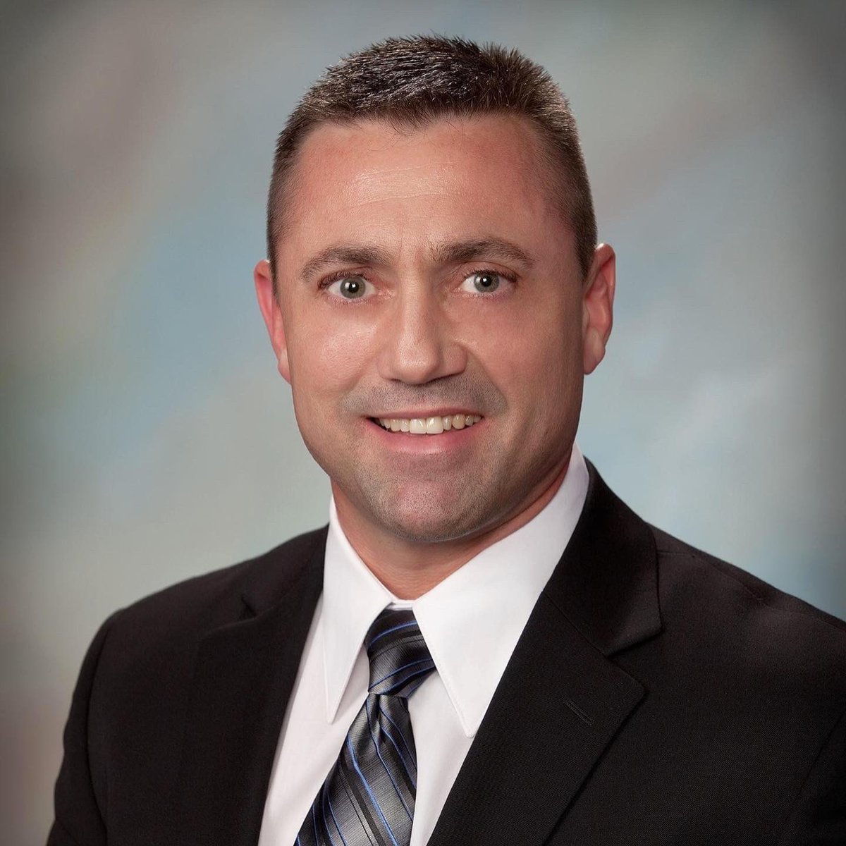 arosteopathic's tweet photo. It is with the heaviest of hearts that we share the news that our AOMA board member and treasured friend Dr. Travis Richardson of Jonesboro, Arkansas has suddenly passed away. Words cannot describe how passionate Dr. Travis Richardson was about the osteopathic profession. https://t.co/EmFwpaBfpt