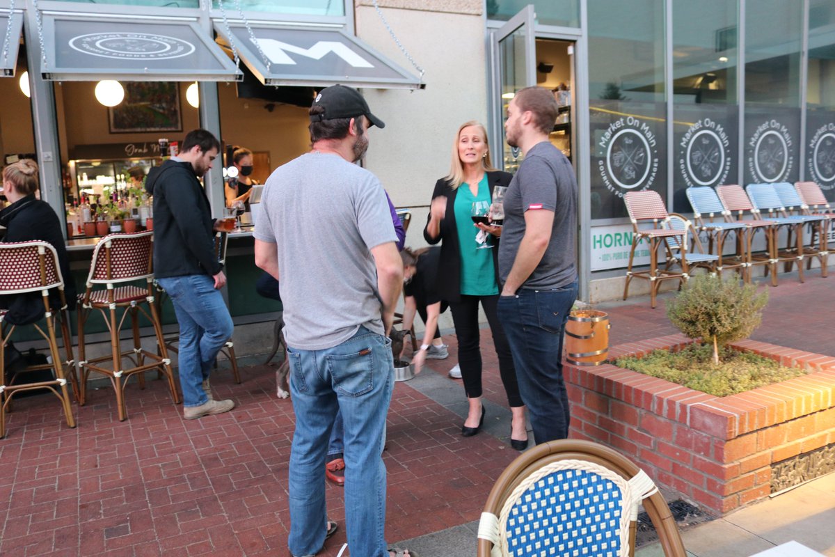 growco_cola's tweet image. When the GrowCo members get together you know it is going to be a great time, rain or shine! We had a lot of laughs at our monthly happy hour at Market on Main.