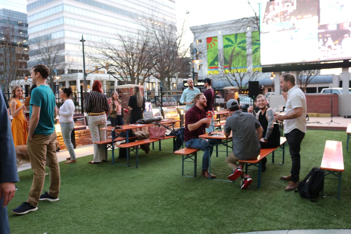 growco_cola's tweet image. When the GrowCo members get together you know it is going to be a great time, rain or shine! We had a lot of laughs at our monthly happy hour at Market on Main.
