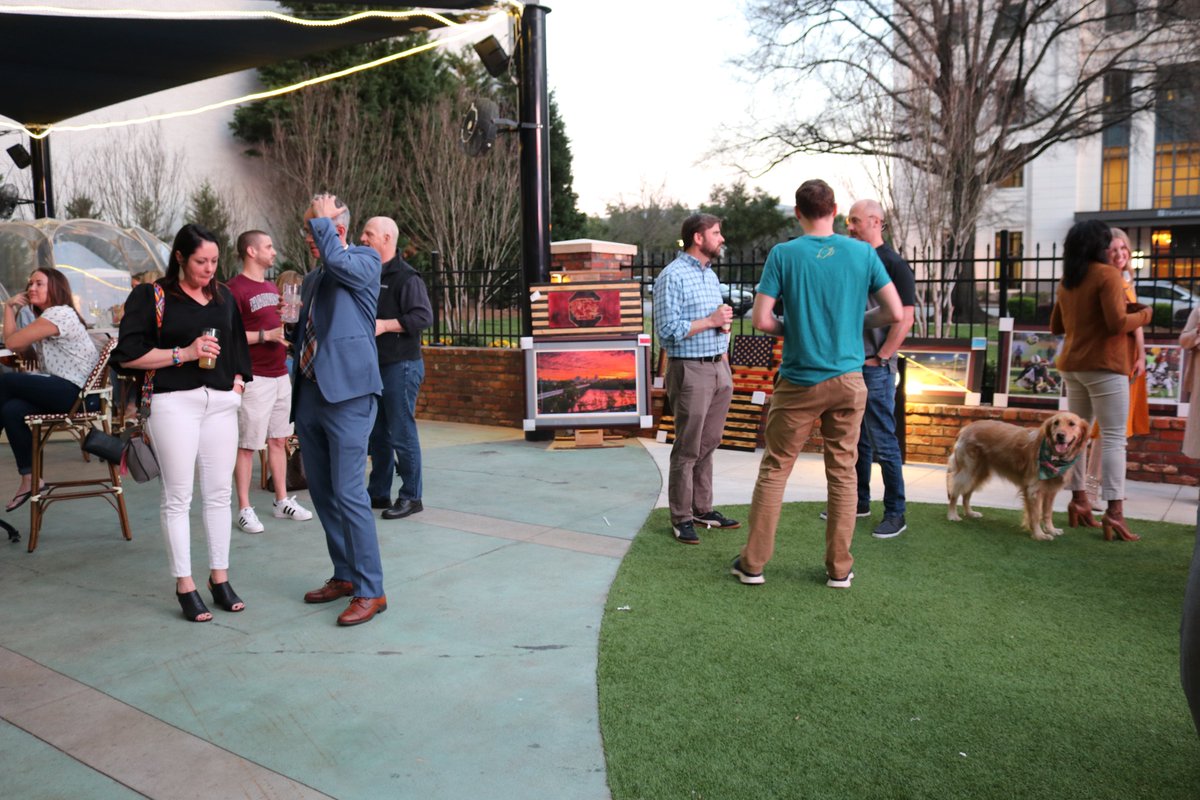 growco_cola's tweet image. When the GrowCo members get together you know it is going to be a great time, rain or shine! We had a lot of laughs at our monthly happy hour at Market on Main.