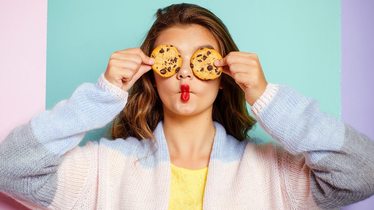 Healthy ways to manage emotional eating - BBC Food:

→ buff.ly/3vrY9rA

#HealthyEating #emotion 

<a href="/bbcgoodfood/">Good Food</a>