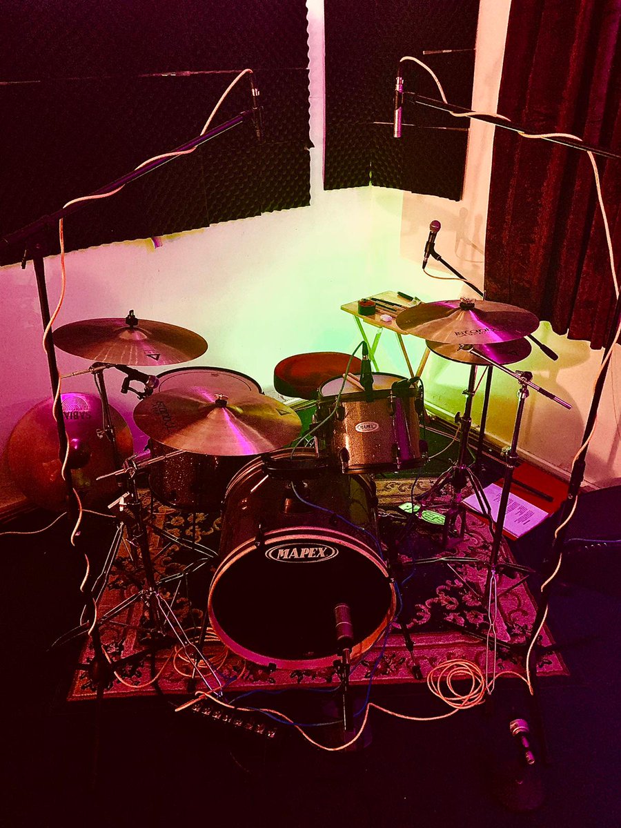 WolvesThousand's tweet image. 8/10 Drum tracks down, they don’t call him one take Jake for nothing! 🥁