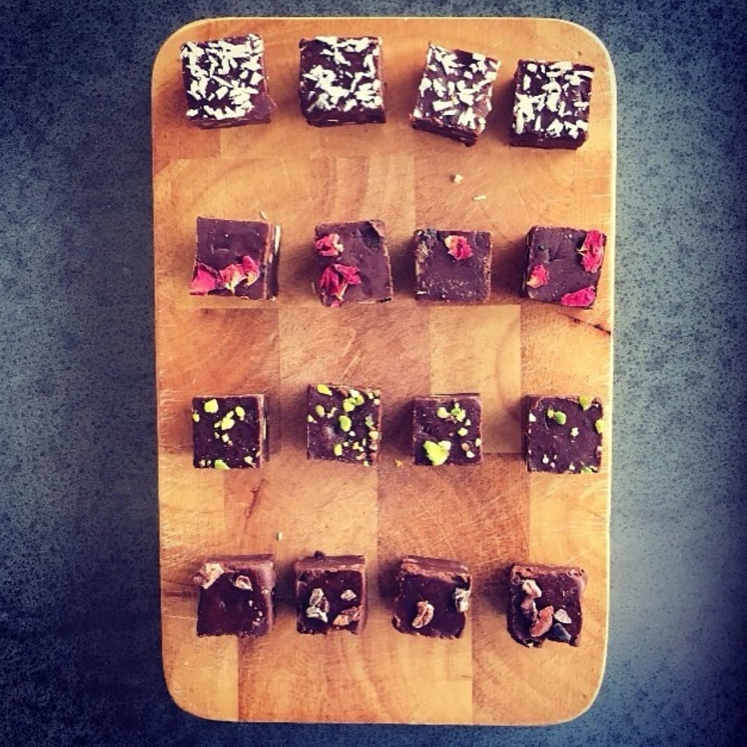 Mmmm, which one should I choose??

#easter #chocolate #chocabloc #rawchocolate #choice