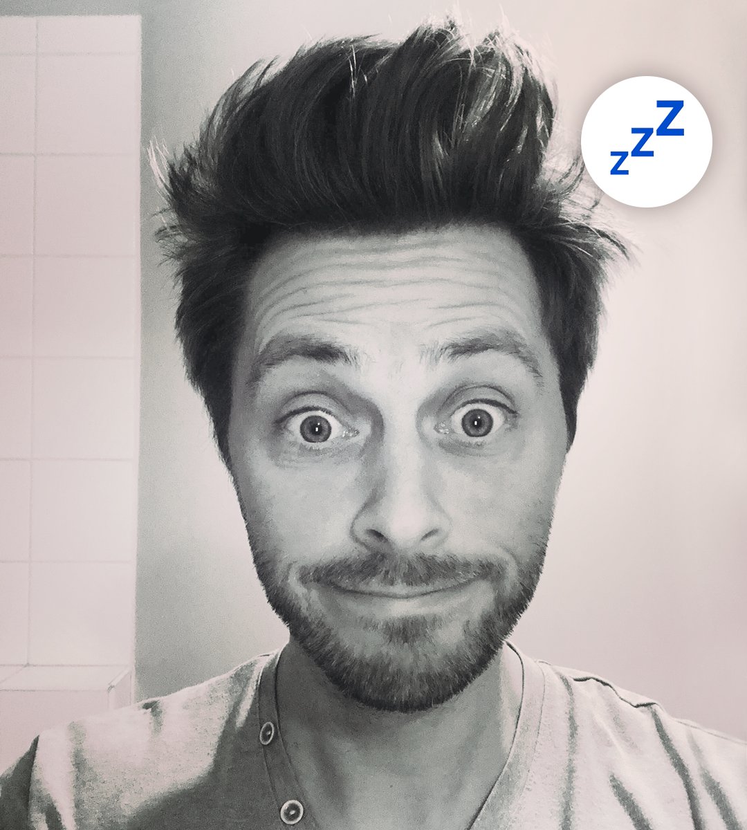 multimedium's tweet photo. 19/03 WORLD SLEEP DAY — Heb jij een digitale uitdaging? Je kan op beide oren slapen! 😴 Onze web experts gaan ermee naar bed, en staan er weer mee op #zzzzz #worldsleepday #coronakapsel https://t.co/ir61giWKrk