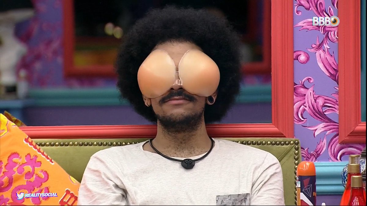 RealitySocial's tweet image. "Olha pra mim, eu fico igual a uma mosca."
HAHAHAHAHAHAHAHA #BBB21