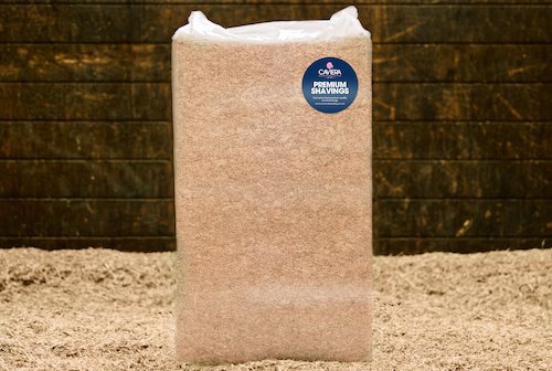 🚨 GREAT PRICES FOR PREMIUM SHAVINGS!🚨
FREE delivery to DN postcodes! £208 26 bales per pallet. Buy online! 
Collect from (DN11 9LQ) - £7.50 a bale! Call us on 07795 373767
🌪  DUST EXTRACTED
😷  STERILISED
🌲  PREMIUM QUALITY VIRGIN WOOD
cavierabedding.co.uk/caviera_produc…