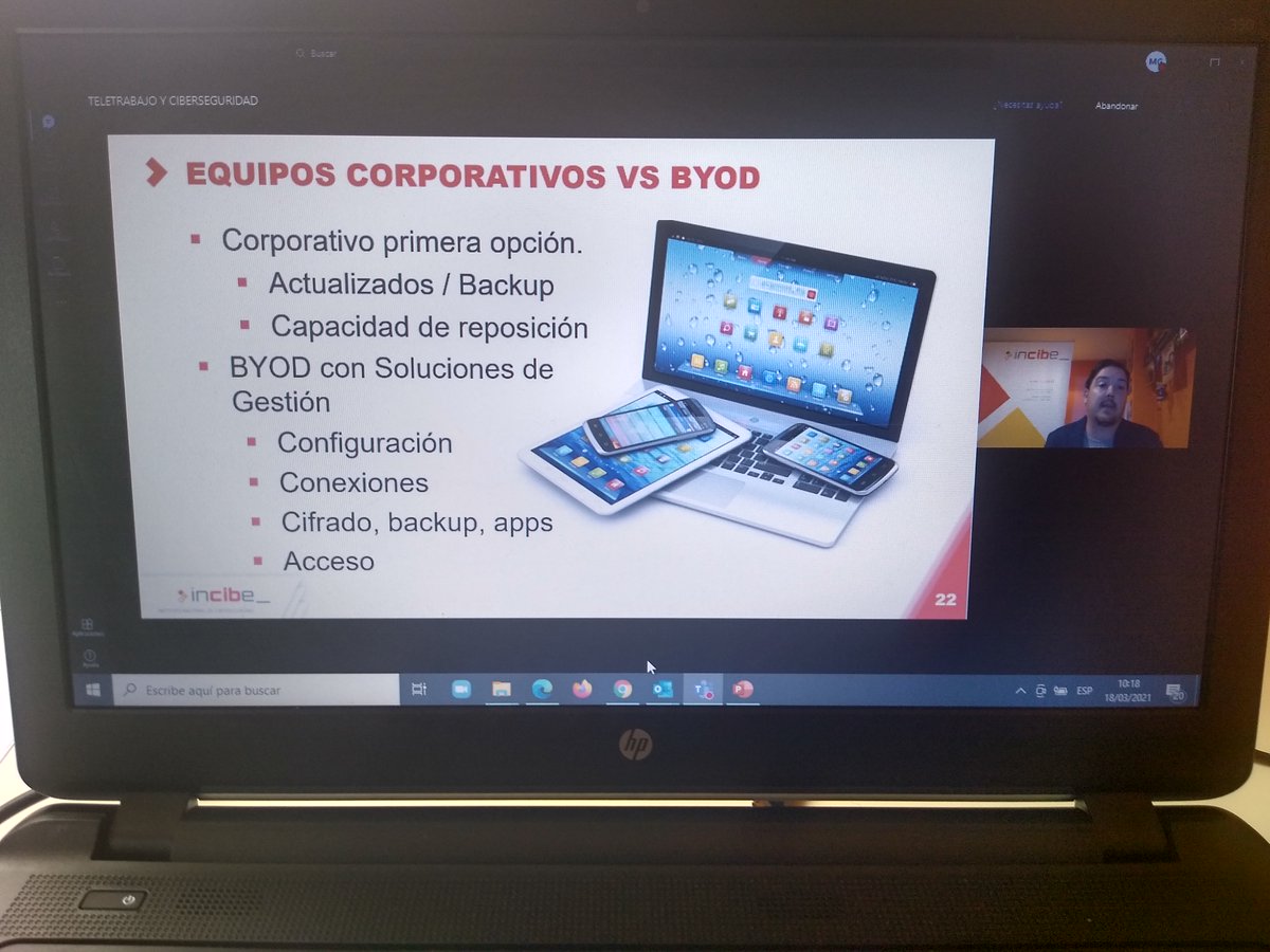 PlataformadeONG's tweet image. &quot;Es muy importante no mezclar teletrabajo con el ocio&quot; lo explica @marcoalome de @INCIBE en nuestro Webinar &quot;#Teletrabajo y #Ciberseguridad&quot; 💻🤳🧐

#TransformacionDigital3Sector
