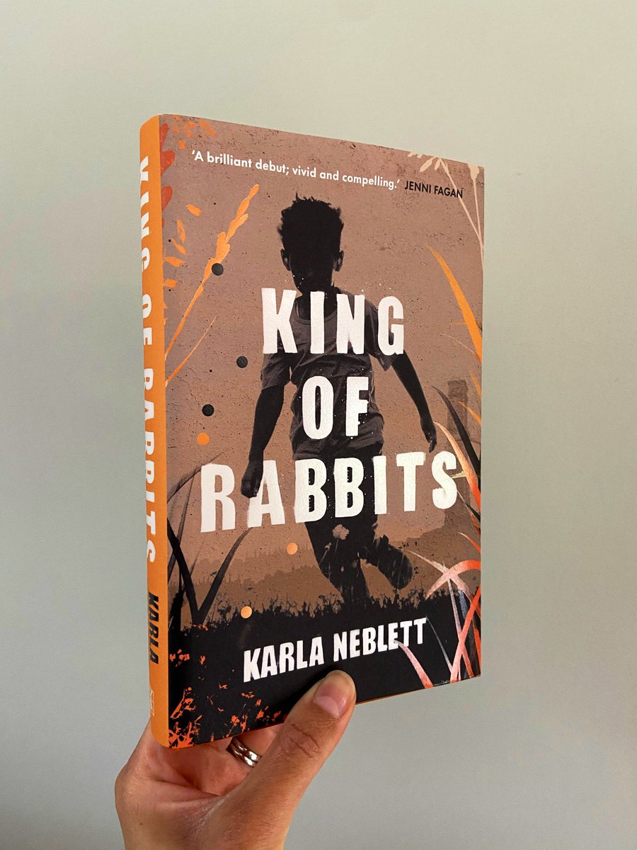 mrscookesbooks's tweet photo. @najmafinlay this is one of my most highly anticipated reads of the year - thank you so much for sending ♥️
#KingOfRabbits by @KarlaNeblett sounds INSANELY good 👏🏽 and LOOK 👀 at those endpapers 🤤
Out next week ✨
#books #bookmail #mrscookesbooks ♥️ https://t.co/p0Mc7z1bXh