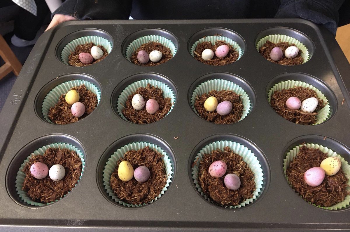 It was another weekend of baking at Padworth, with students looking forward to the upcoming Easter break, baking some yummy Easter nests!
