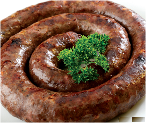TrevaronTravel's tweet photo. #Mutura is kenya’s famous food. It’s a sausage made of fresh blood and meat with spices, and ingredients like ginger, garlic and red chilies. It is usually eaten as an appetizer and you can enjoy it with beer.

#mutura #africanfood #africanfoods #africanfoodie #yummy #kenyasafari https://t.co/Z5rJDyN4VX