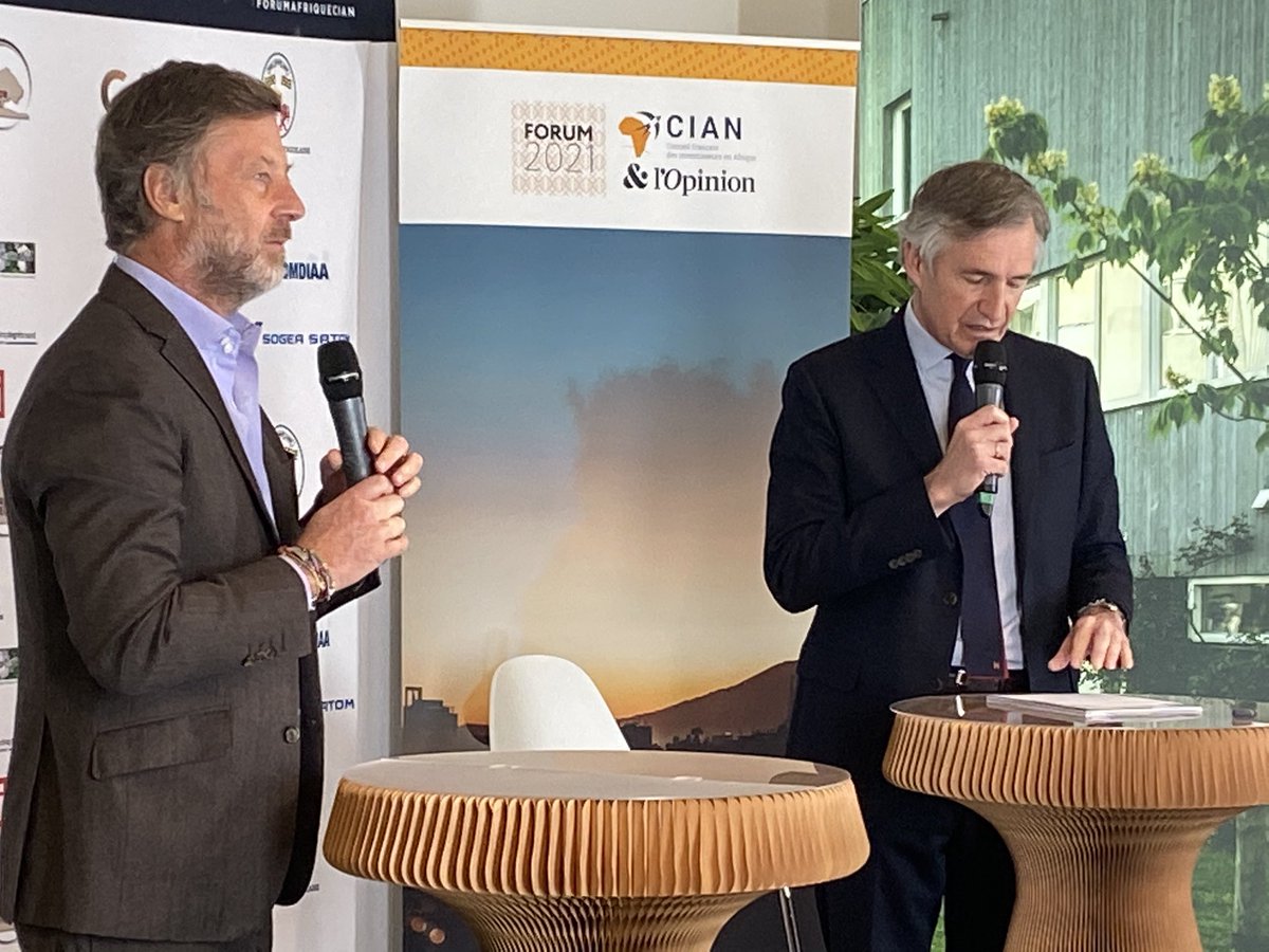 cecile colomb tweet media