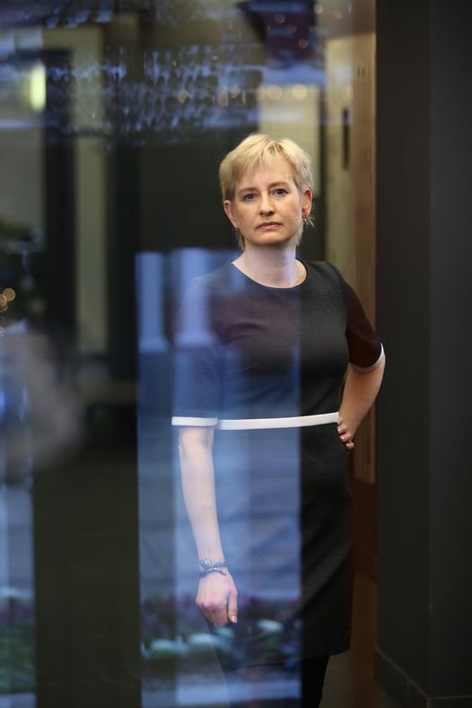 Pirms gada dzīves gaitas beidza sirdsapziņas cilvēks, cīnītāja par mums visiem Juta Strīķe. (1970 - 2020) Lai viņai atspīd mūžības gaisma! Atceros, cienu, pieminu.