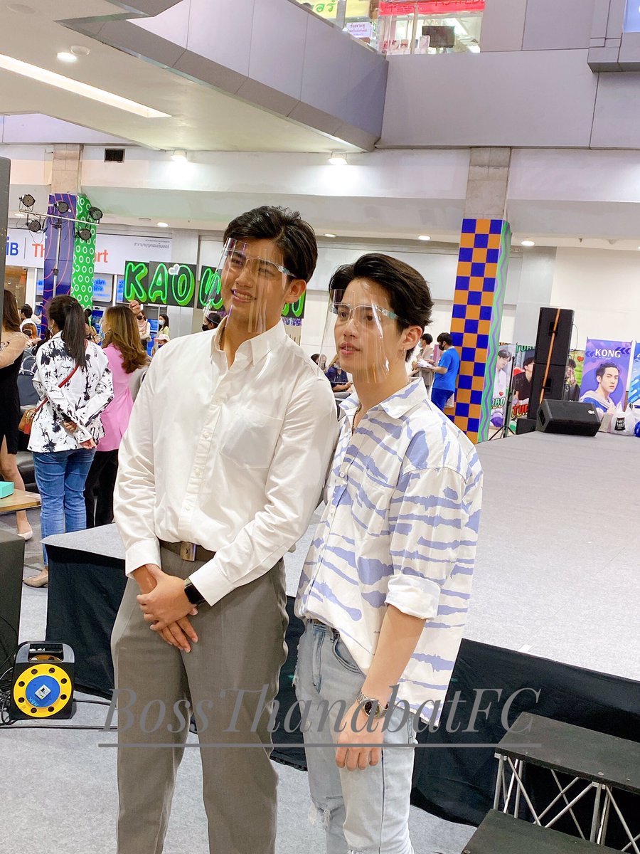 BossThanabatFC's tweet photo. คุณพี่บอสและคุณน้องภู #BossThanabat #PhuPhubeth https://t.co/77rXXDorLh