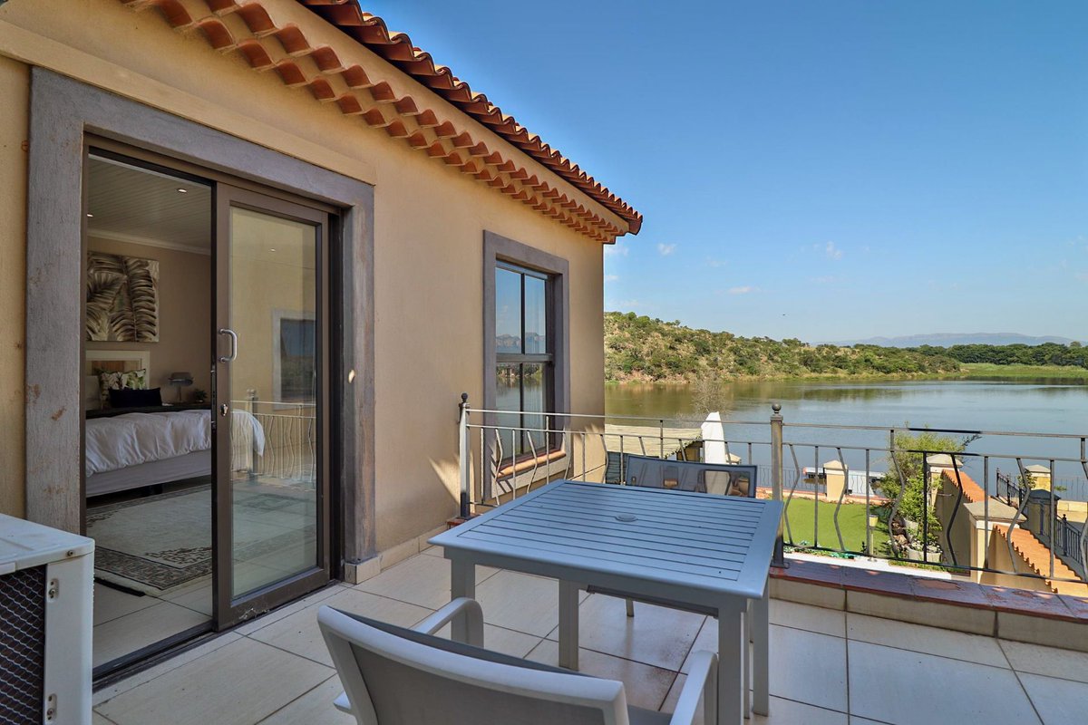 EnVHartees's tweet photo. Estate D’ Afrique
3,990,000 ZAR / E&amp;V ID ENV130575 / Marianne Gwyther - 082 457 2276
Prime Estate d’ Afrique waterfront property is an exceptional buy as the ideal weekend retreat or family home
Link: https://t.co/8nH3uXak1E
#estatedafrique https://t.co/JmuDtJCjhI