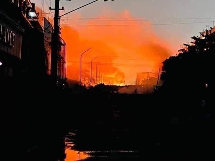 #SaveYangon
#savemyanmar2021
#WeSupportDrSaSa
#FreeAungSanSuuKyi
#SaveMyammar
#FreeOurStudents
#WeWantDemocracy
#UrgentInterventionInMyanmarNeeded