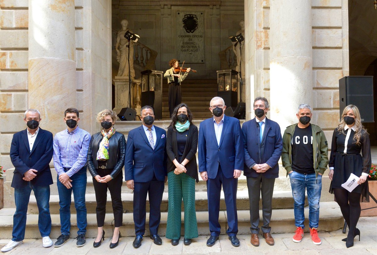 CambraBCN's tweet image. Des de #BacktoEvents reivindiquem a les administracions que tinguin en compte la feina d'aquest sector, que dona dinamisme econòmic i genera un gran volum de negoci.

Signa el manifest per aconseguir que tornin els esdeveniments segurs: 

✒️ backtoevents.org/firma/ 🔜 🔙