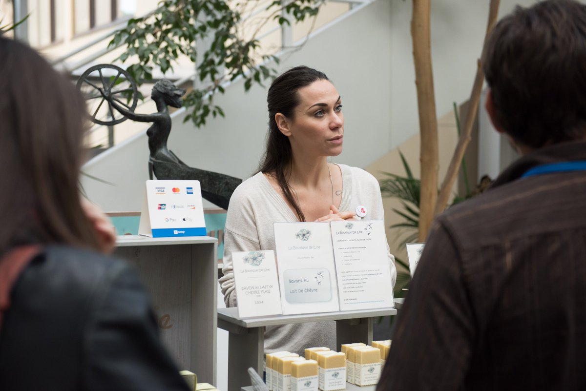 Demandeuse d'#emploi, elle a créé sa marque cosmétique 100% naturelle à base de produits locaux 👍. Pauline Ber raconte son parcours d'#entrepreneure, appuyée notamment par l'<a href="/Adieorg/">Association Adie</a> et <a href="/tudigoFR/">Tudigo</a>.

#LancezVous #ConnectHers #ActForImpact #Créatrice

➡️ bnpp.lk/o1JV3b