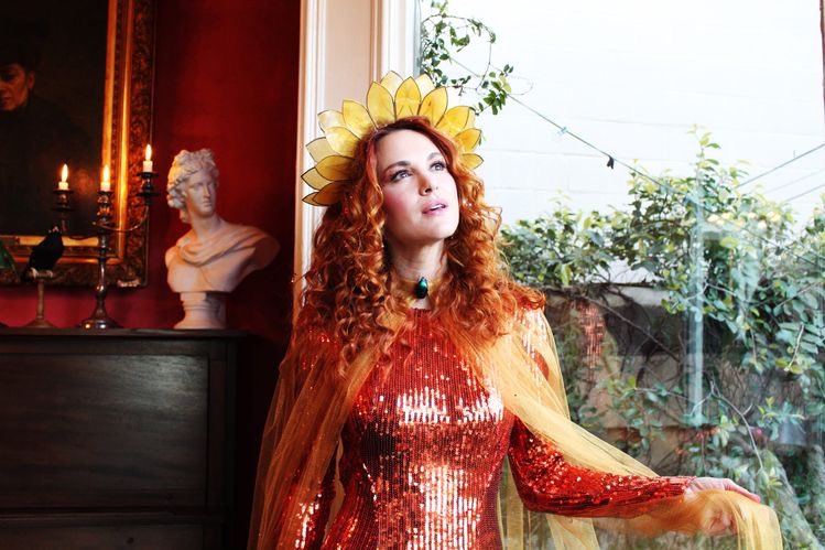 Happy birthday to the literal goddess Danneel Ackles  
