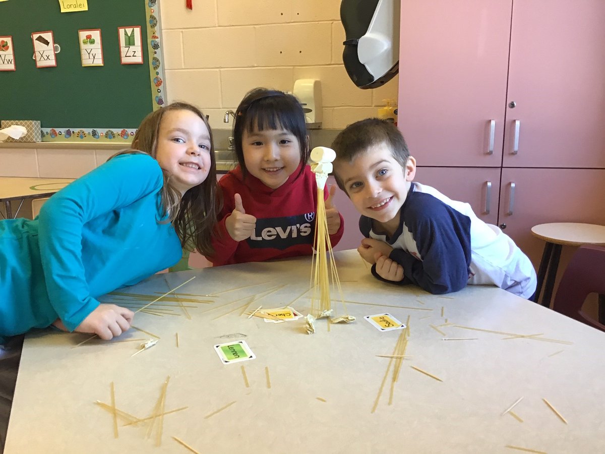 ECKnights's tweet photo. Marshmallow challenge was a success! #kindergarten #Cossaboom #nbsciencweek #asdelearns #ecknights https://t.co/dM9l5R3zAj
