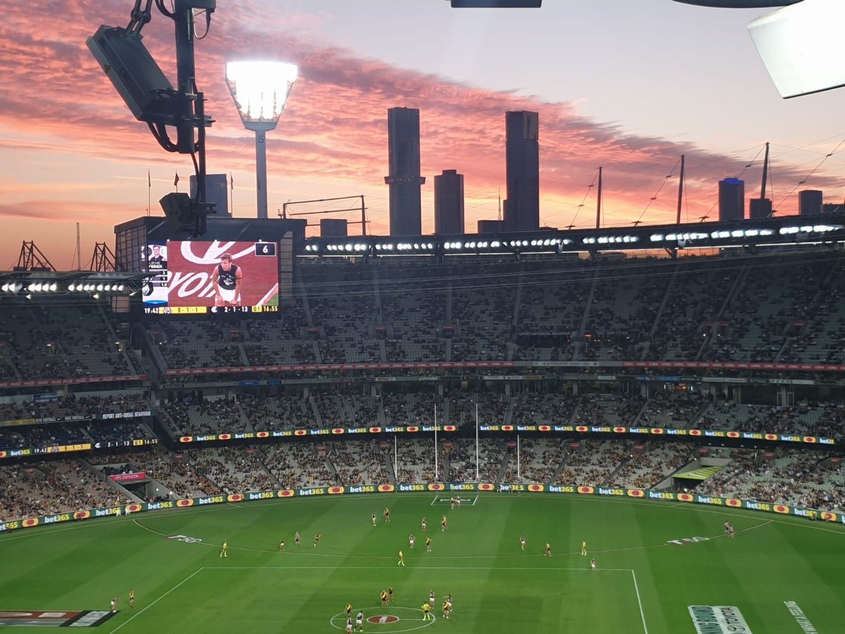 raddo's tweet image. Footy's back at the G! 
#2Cups #2Flags #gotiges