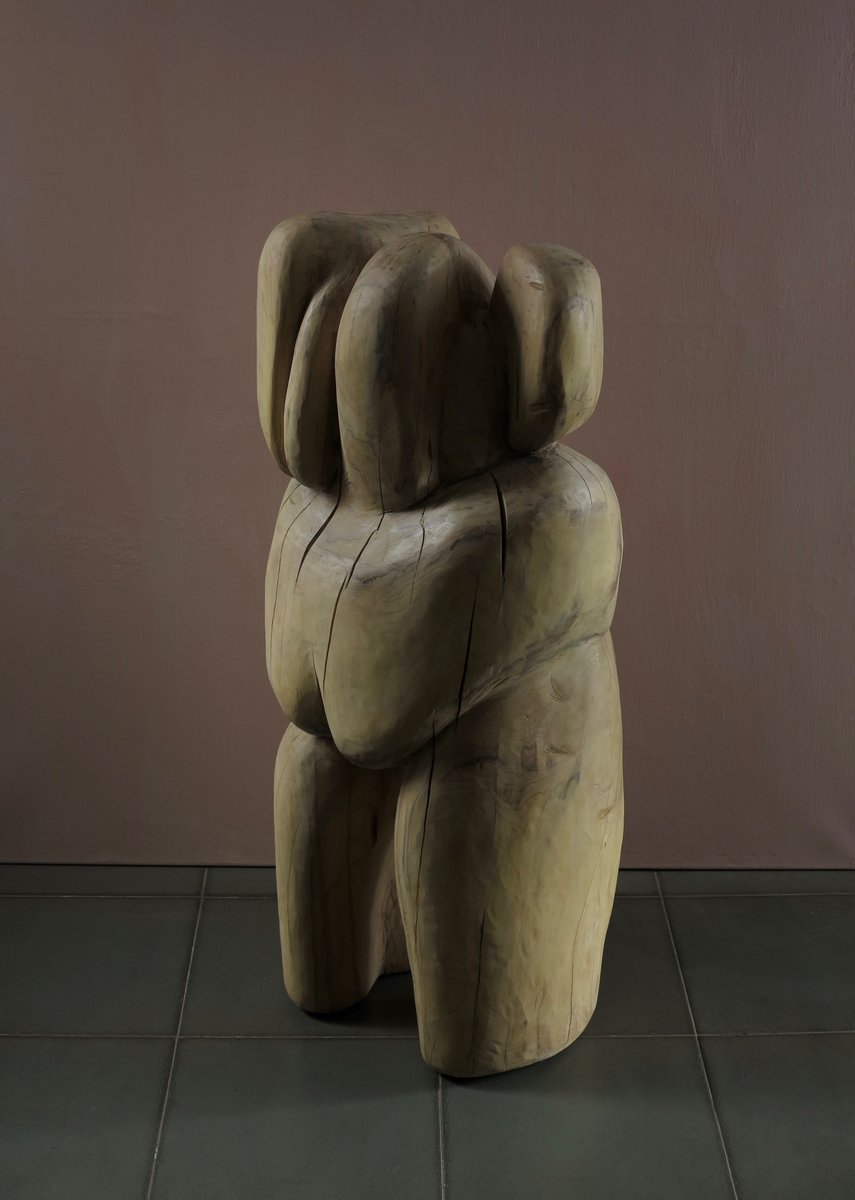 LadislavCerny's tweet photo. Ladislav Černý
Unpacked angel
2021
maple
100x45x40 cm https://t.co/hhehtFK8Wi