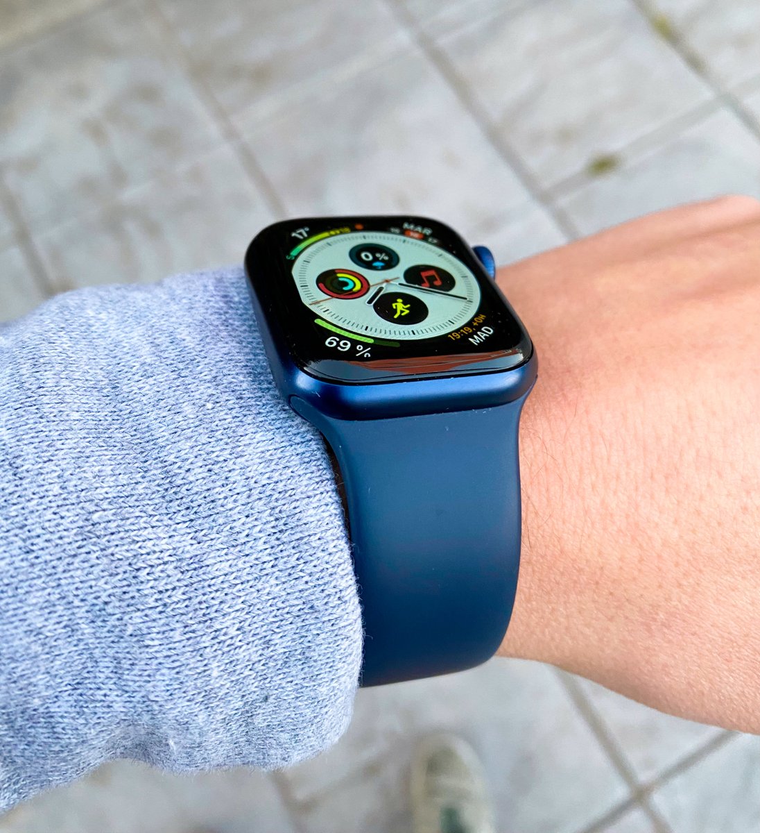 🎁 Sorteo Apple Watch Series 6 con @ktuin por su 27 Aniversario! 👏

Requisitos👇

1. Sigue a <a href="/Ktuin/">K-tuin</a> y <a href="/TuAppleMundo/">TuAppleMundo</a>
2. Haz RT a esta publicación
3. Responde a la publicación mencionando a dos amigos.
4. Utiliza  #aniversarioktuin en tu comentario
5. Dale a like a este tweet.