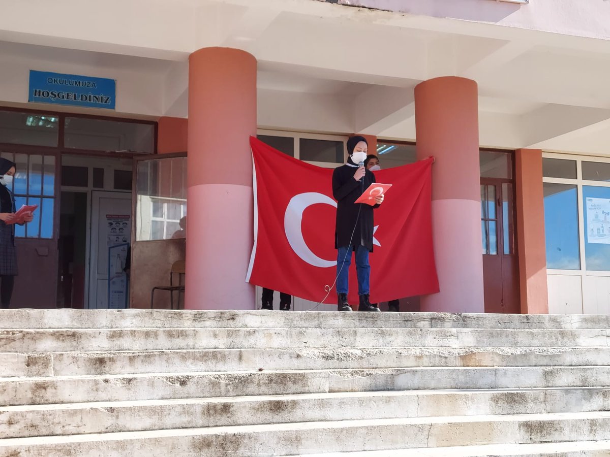 ImkbSar's tweet photo. 18 Mart Çanakkale Zaferi'nin 106. Yıl dönümünde Aziz şehitlerimizi ve gazilerimizi rahmetle ve minnetle anıyoruz. @bingolmem @RahmiGuney https://t.co/GC3S93IfIL