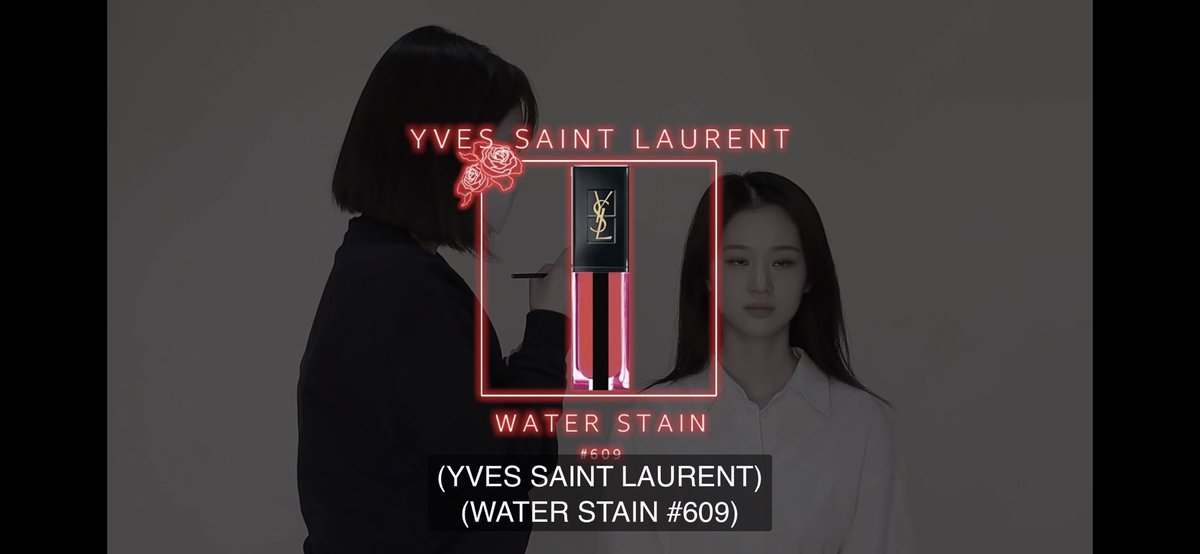 กี้ดดดมาแล้วช่างแต่งหน้าบพ บอกพิกัดเมคอัพโรเซ่ในเอ็มวี ใช้จริงแต่งให้ดูไปเลยมาเป็นคลิปสอนไม่ต้องคอยเดาๆสุ่มๆกันแล้ว555 //จดลิส